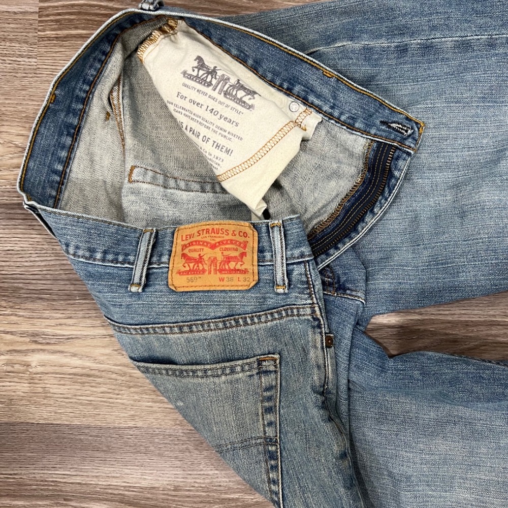 Levis 569 Jeans Mens 38x32 Blue M-Wash Denim Loose Straight Leg Vintage 1993